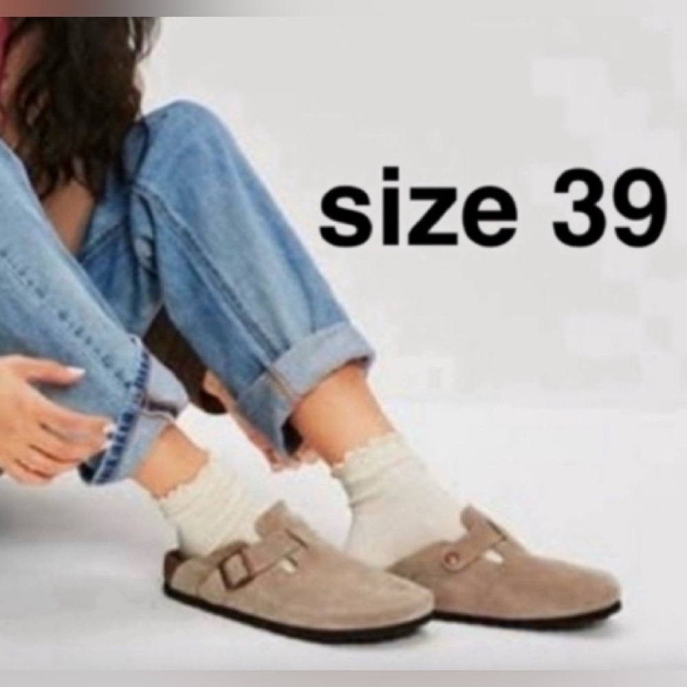 Birkenstock Unisex Suede Clogs in Taupe
